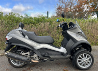 PIAGGIO MP3 400