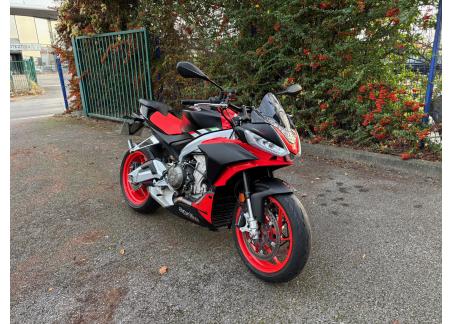 APRILIA TUONO 660
