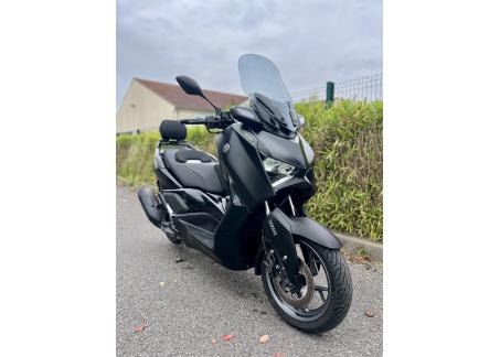 YAMAHA XMAX 125 TECH MAX