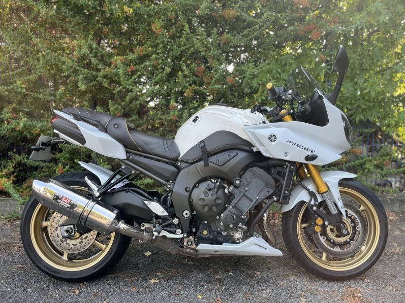 YAMAHA FZ8 FAZER